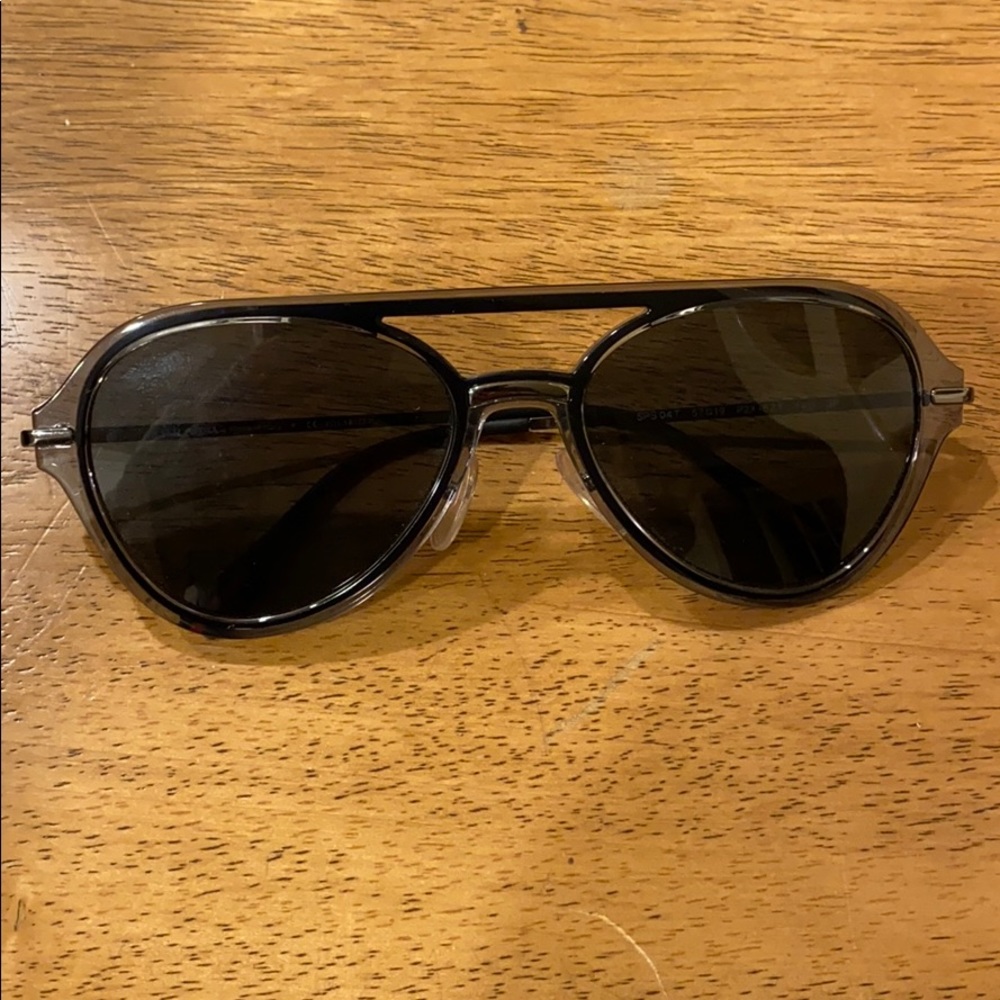 Men's Black Aviator Sunglasses – Classic Polarized Style